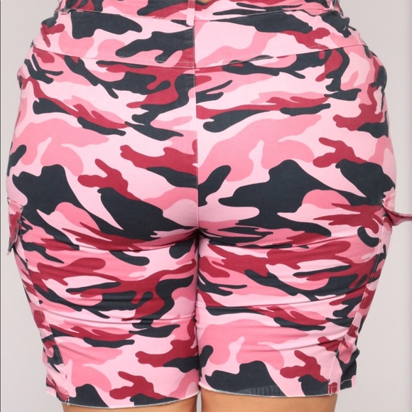 “Dina” cargo shorts - Picture 2 of 2